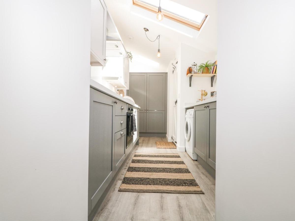 Sandacre Cottage Ulverston Exterior photo
